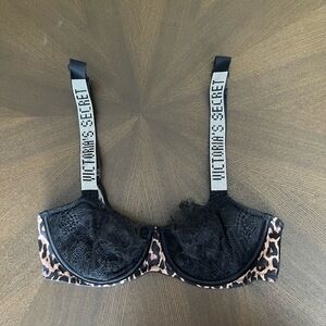 Victorias Secret Bra Womens 32C Black Underwire Animal Print Logo Lace Overlay